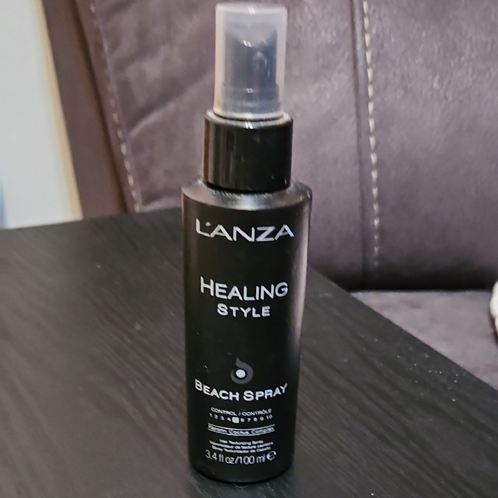 NWOT L'Anza beach spray